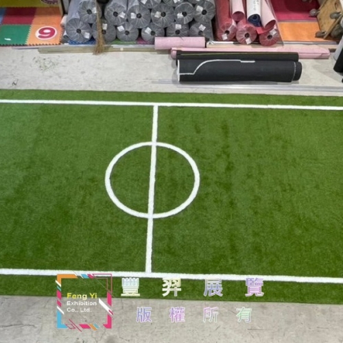 雙色草配白色人造草做出來的造型,是不是美的像貼上去的...